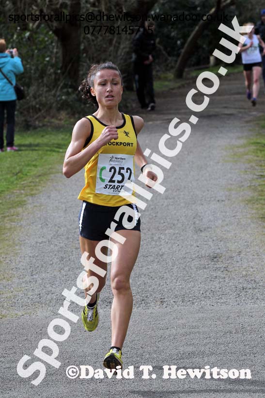Chelsea Jarvis (Stockport) on the 3rd leg of the senior womens 6 stage relay, 2014 Northern 12 and 6 Stage Relays, Heaton Park, Manchester. Photo: David T. Hewitson/Sports for All Pics